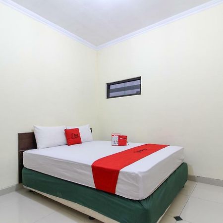 RedDoorz near Rumah Sakit Condong Catur Maguwo Buitenkant foto