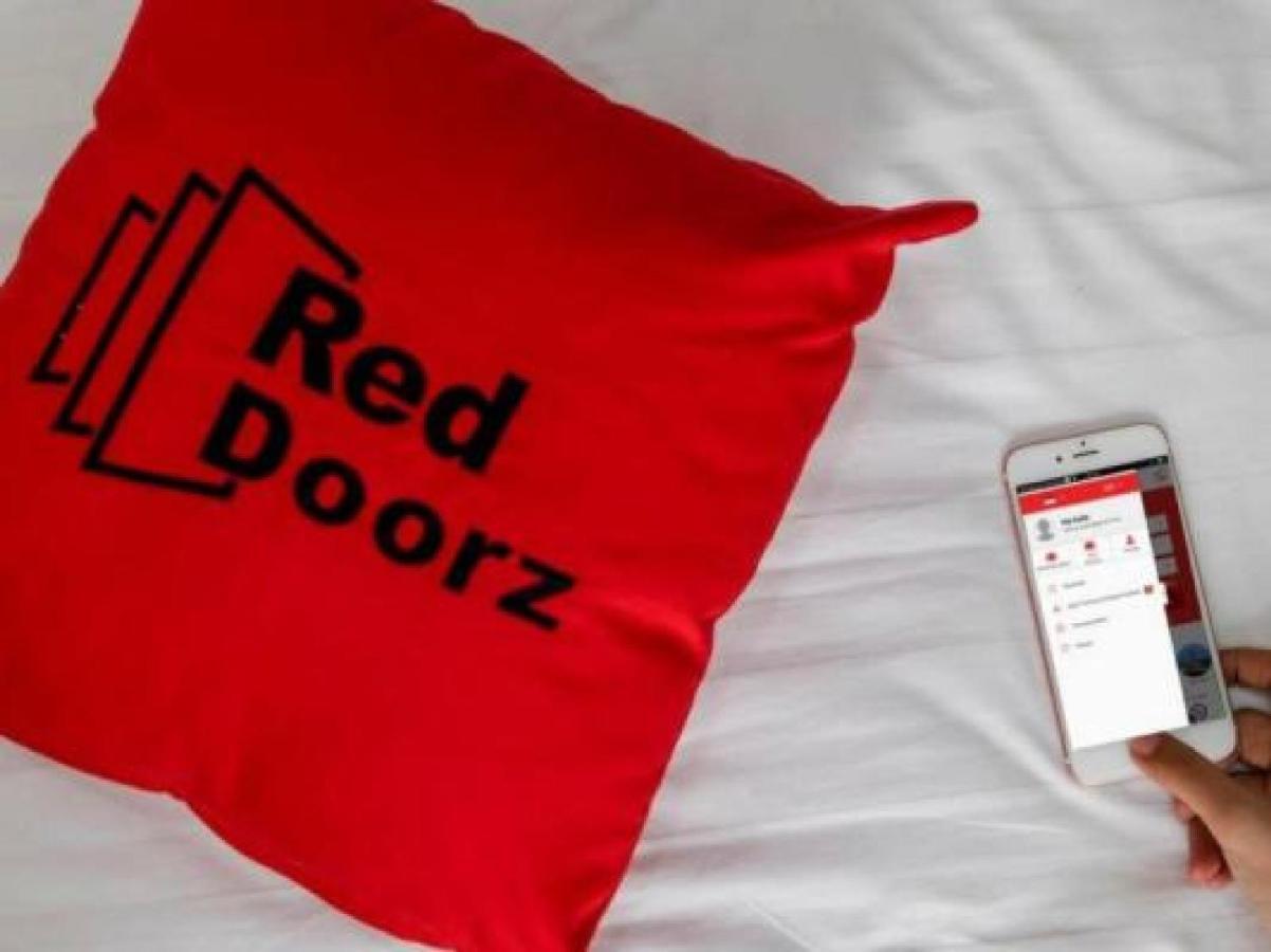 RedDoorz near Rumah Sakit Condong Catur Maguwo Buitenkant foto